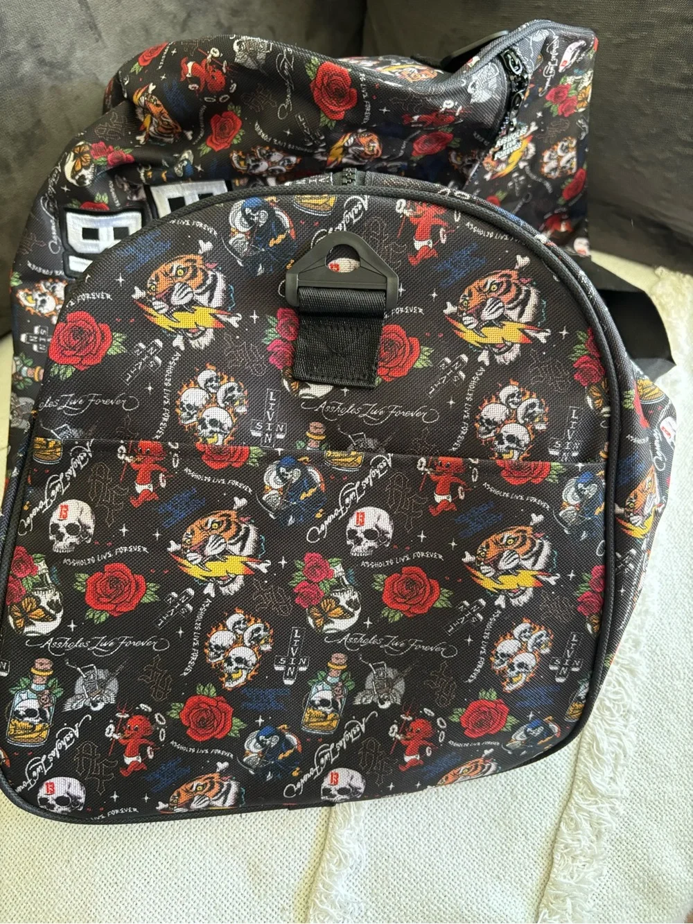 ALF ******** Live Forever Emotional Baggage Skull Bottle Strap Duffle Bag Roses
